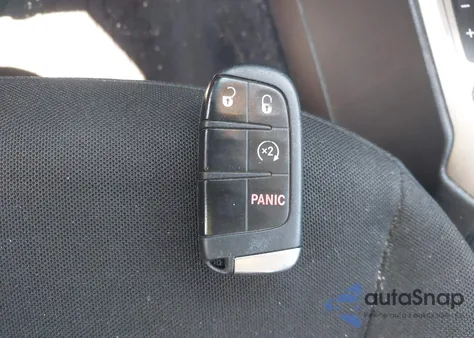 2016 Jeep Renegade Sport z USA, uszkodzony, nr VIN ZACCJAAT7GPC78519